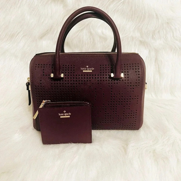 Kate Spade Perforated Cameron Street Burgandy Barrel Pocketbook & Billfold - Picture 1 of 16